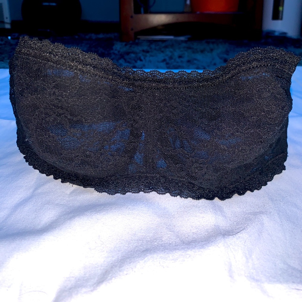 Victoria’s Secret strapless bandeau unlined bra